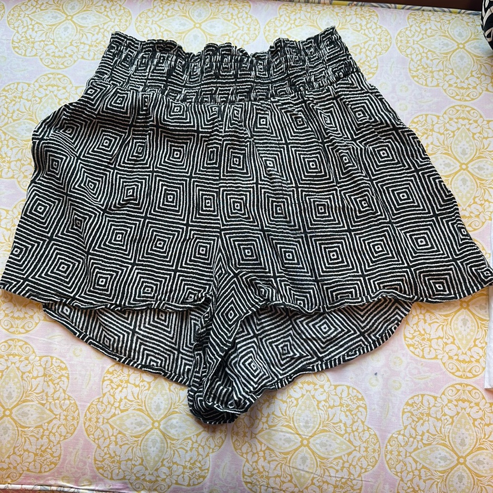 Out from Under Urban Outfitters “zebra” flowy shorts. Perf for summer